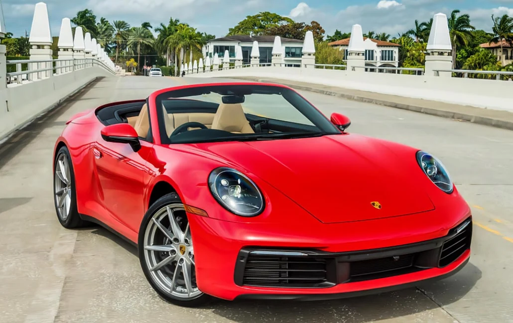 porsche-911-2021-red-1